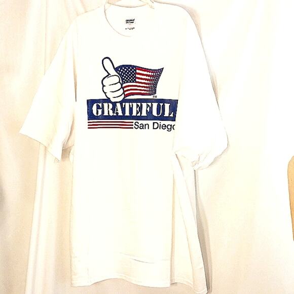 SAN DIEGO T-Shirt Sz 2XL WHITE Crewneck American Flag GRATEFUL Patriotic Flag - Picture 6 of 11
